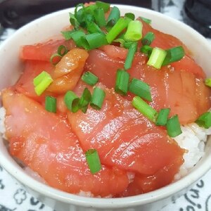 まぐろ丼